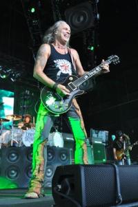 Lynyrd Skynyrd / Kid Rock