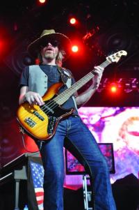 Lynyrd Skynyrd / Kid Rock