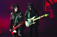 MOTLEY CRUE