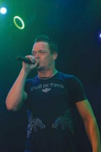 3 Doors Down/Staind & Hinder